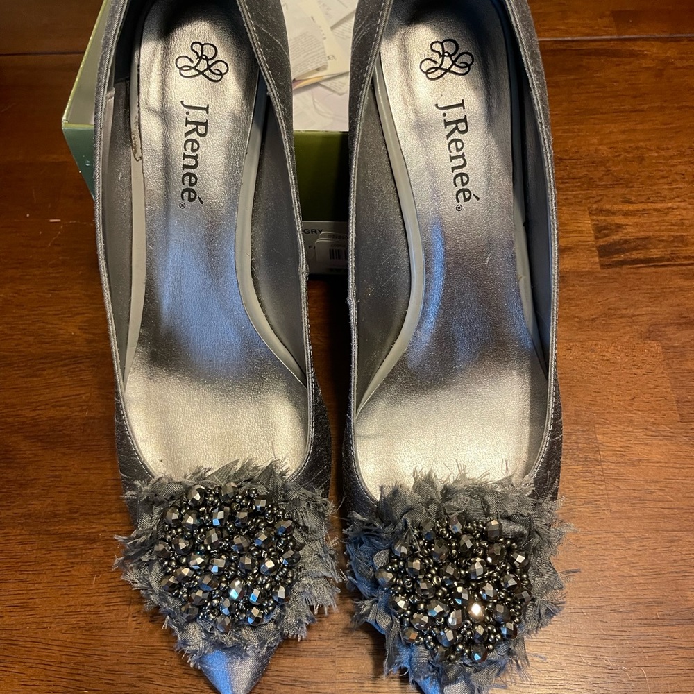 J.Renee’ grey dress heals